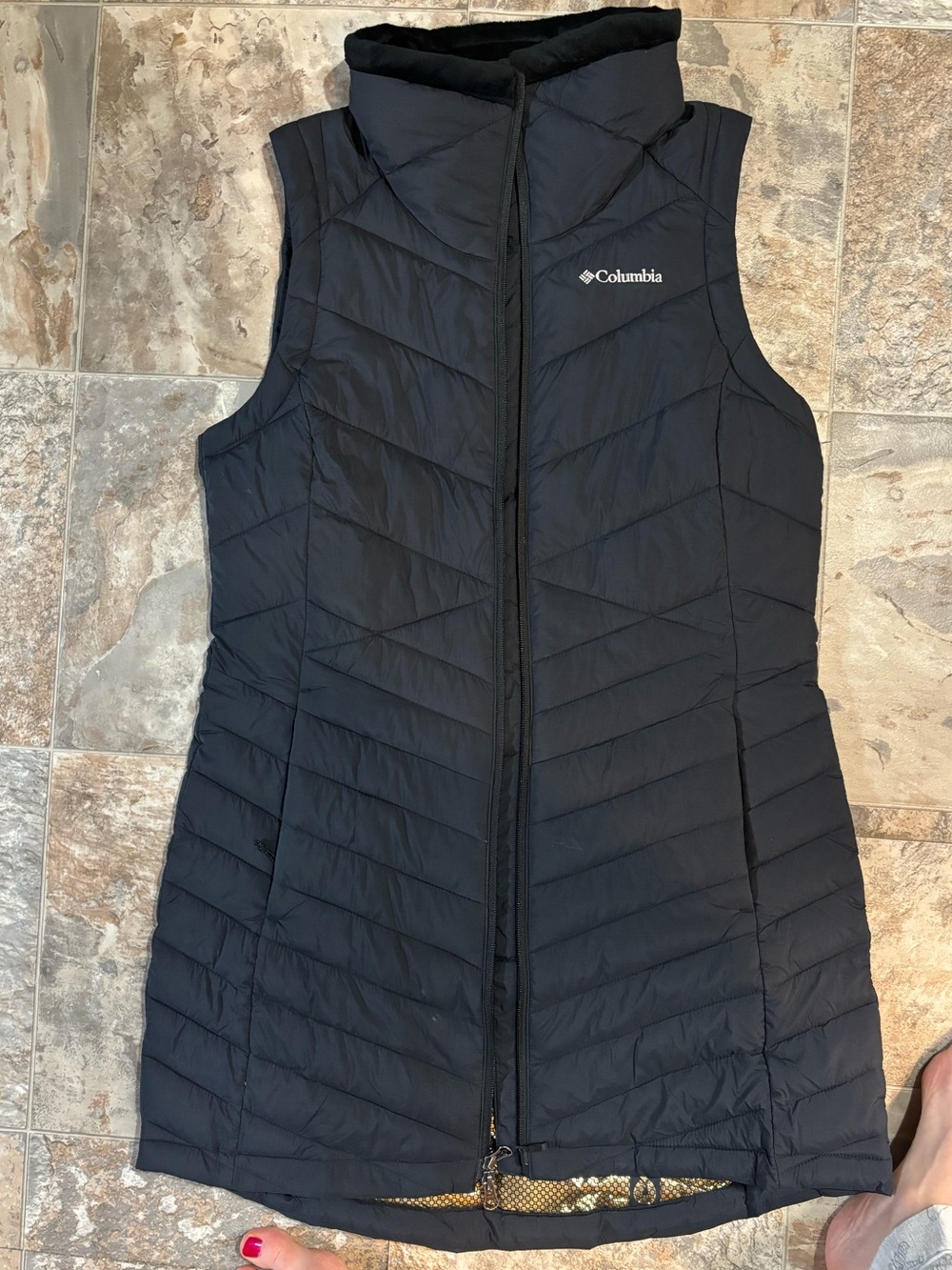 Columbia Gold and Black Metallic Dot Lined Vest